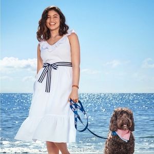 Vineyard Vines Searsucker Dress with Ruffles and tie - size Large
